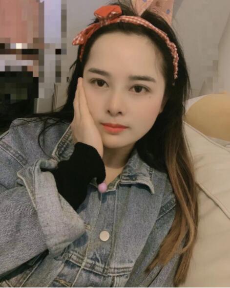 曾经大奶jS下海莉莉